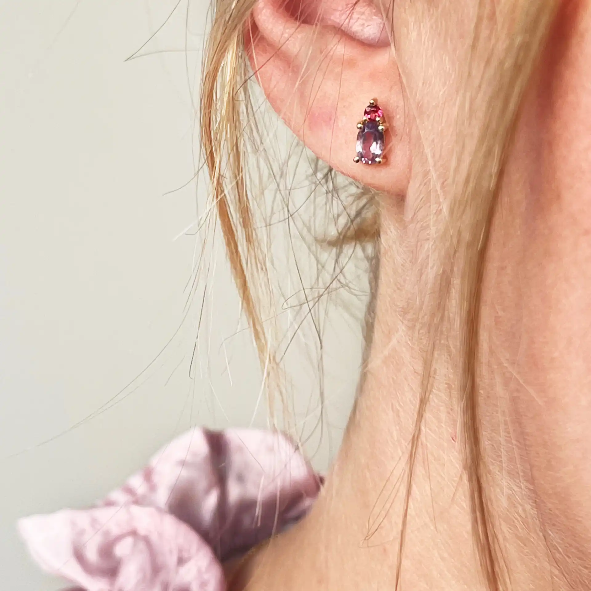 Øreringe i 8 kt. m. ametyst