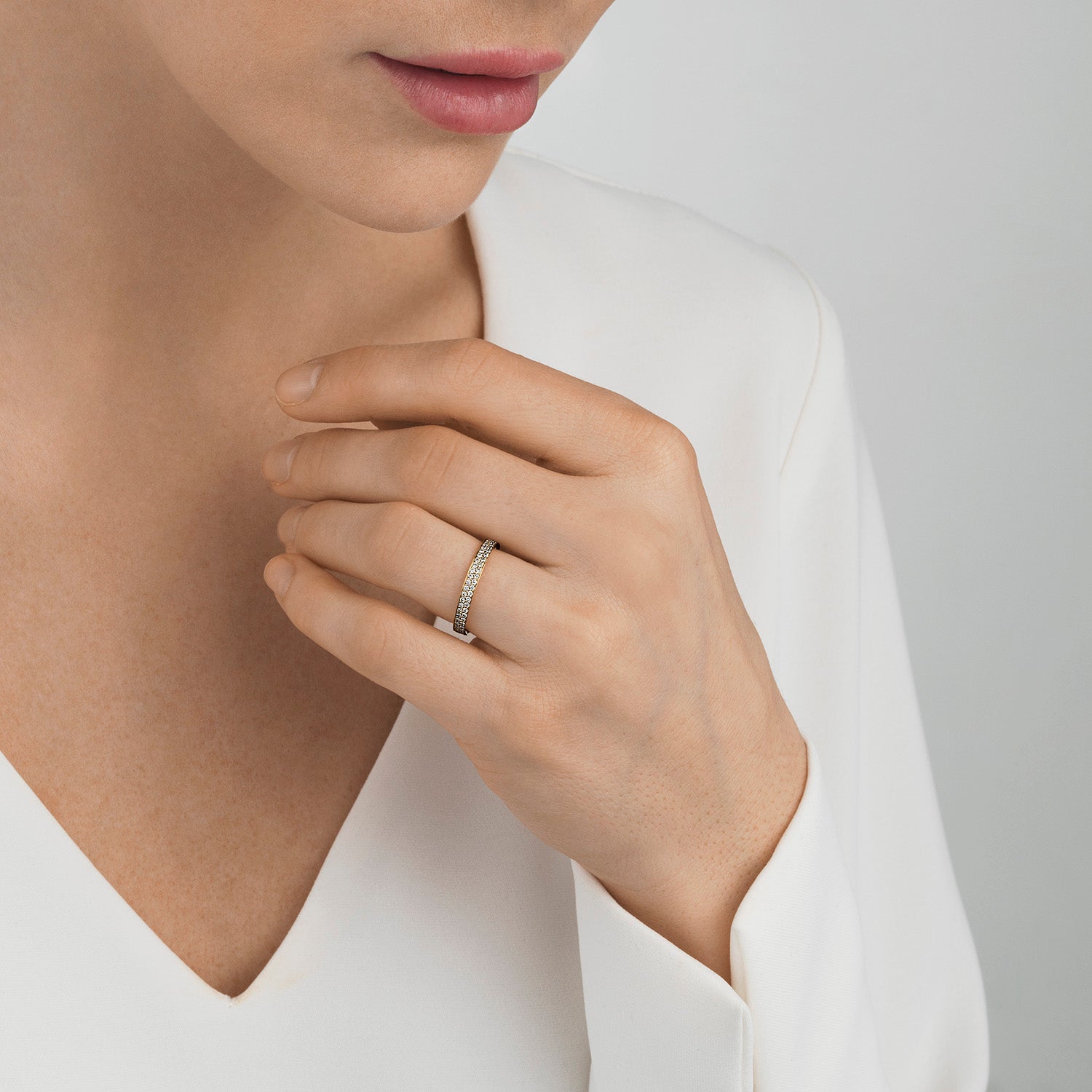 MAGIC ring - 18 kt. guld med pavéfattede brillanter - Sct. Mathias Ure & Guld