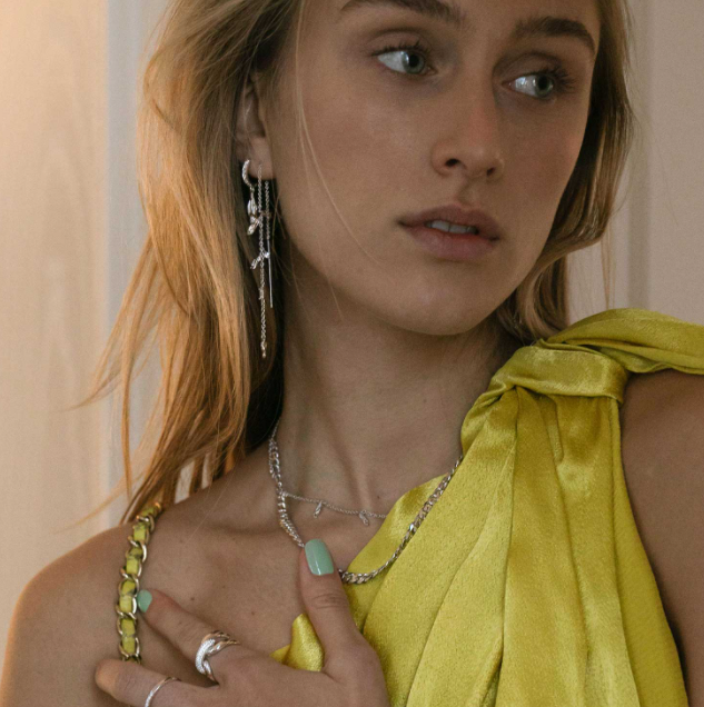 Ring Capri tre, med hvide zirkoner, sterling sølv - Sct. Mathias Ure & Guld