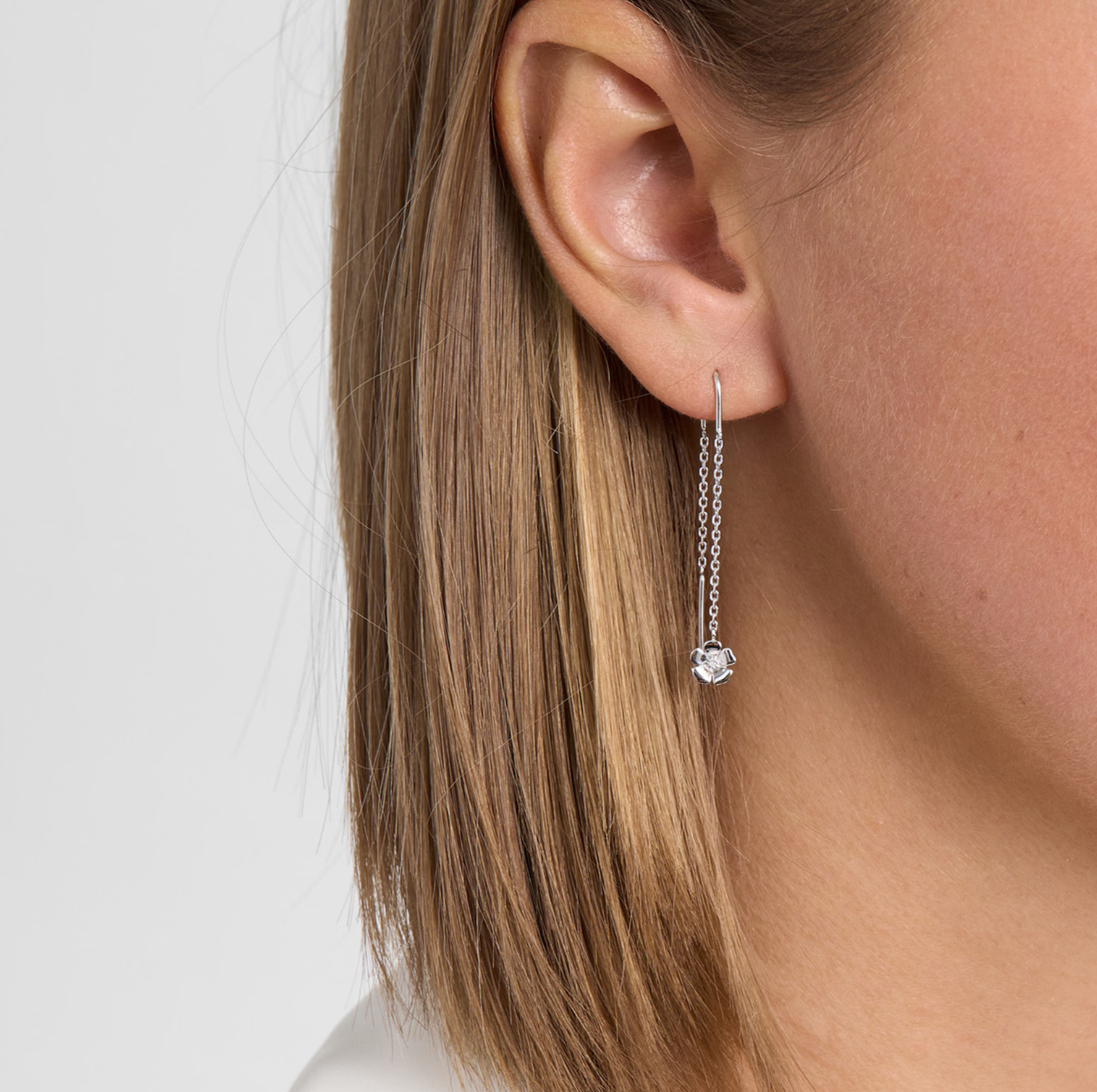 Fleur sølv øreringe med hvide topaser