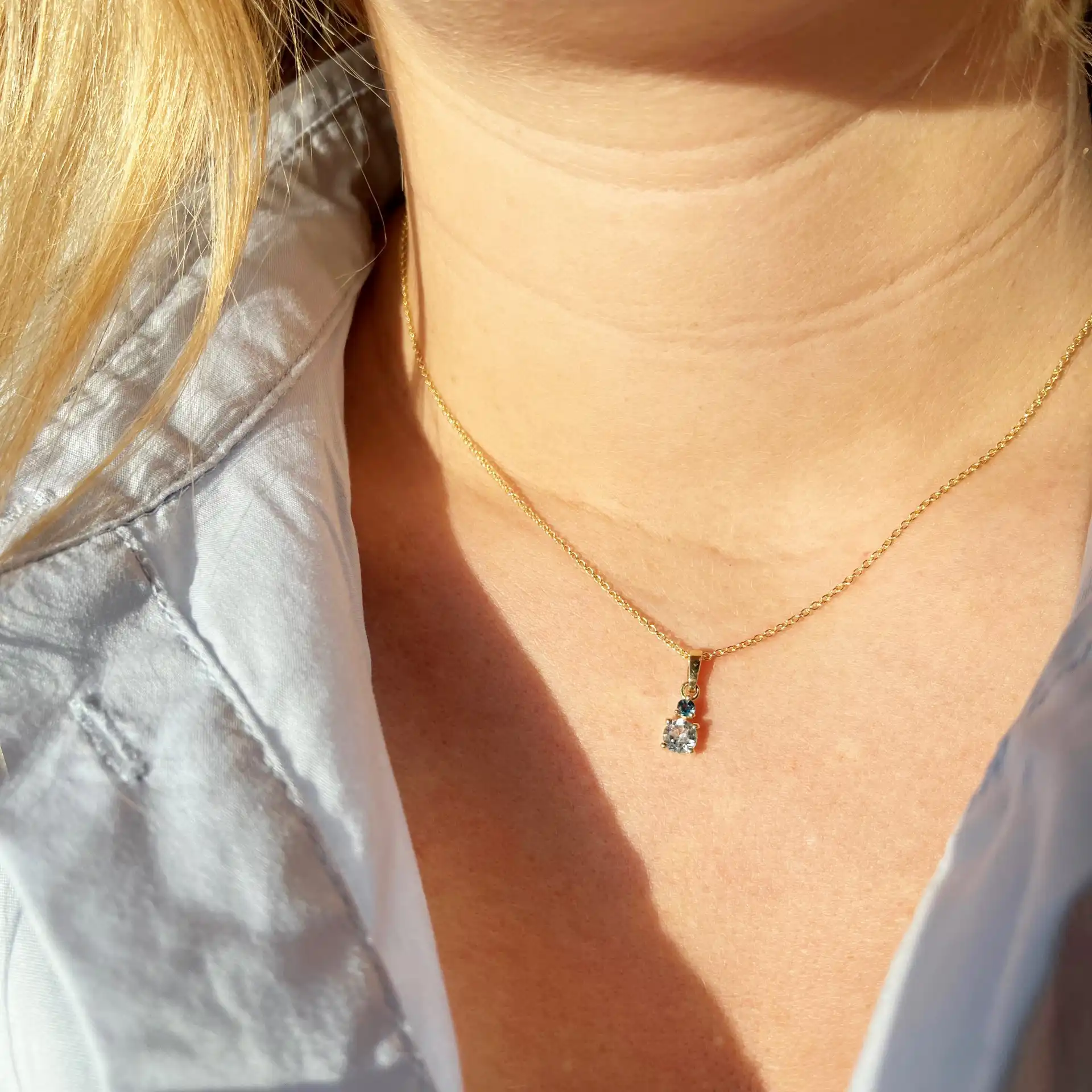 Halskæde i 8 kt. m. topas