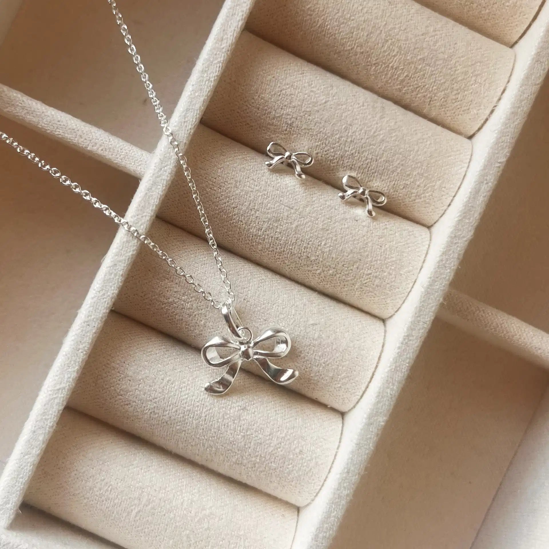 Øreringe sløjfe sølv